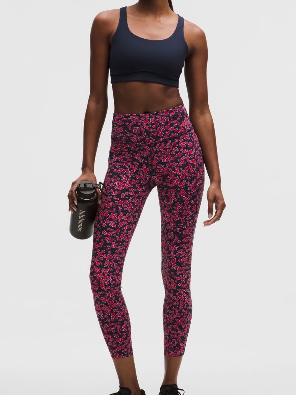 lululemon Fast and Free High-Rise Tight 25"
5 Pocket size6